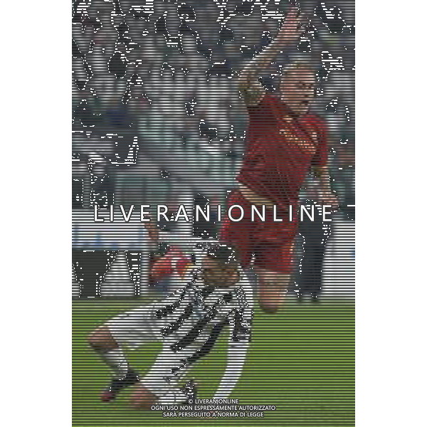 Torino 17.10.2021 Stadio Allianz Stadium ©Alessandro Falzone/Agenzia Aldo Liverani Juventus vs Roma Serie A Tim 2021/2022 Nella foto : Rick Karsdorp- Mattia De Sciglio