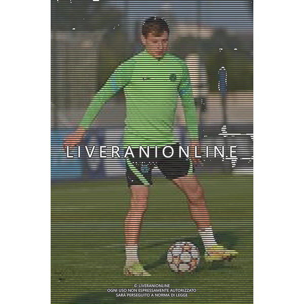¬© TVRG Allenamento Inter nella foto Nicolo\' Barella Appiano Gentile (CO) 18-10-2021 Centro sportivo Suning in memoria di Angelo Moratti Allenamento dell\'Inter in preparazione della gara contro lo Sheriff Tiraspol valevole per la 3a giornata del gruppo D della fase a gironi della UEFA Champions League foto Roberto Garavaglia/ag. Aldo Liverani sas/AGENZIA ALDO LIVERANI SAS