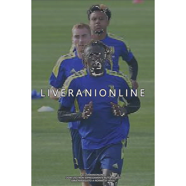 Torino 19.10.2021 Juventus Centre Continassa Allenamento rifinitura Champions League 2021/2022 ©Manuela Viganti/Ag. Aldo Liverani sas Nella foto: moise kean, dejan kulusevski e weston mckennie ©VIGANTI/AGENZIA ALDO LIVERANI SAS