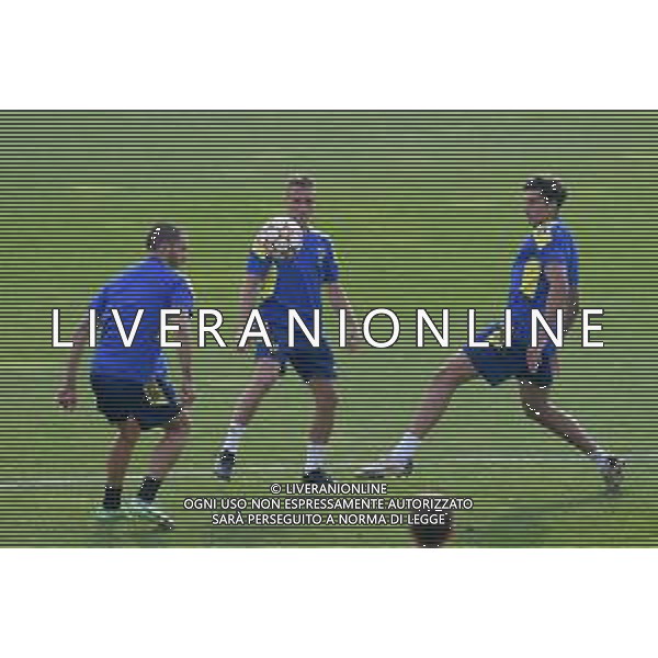 Torino 19.10.2021 Juventus Centre Continassa Allenamento rifinitura Champions League 2021/2022 ©Manuela Viganti/Ag. Aldo Liverani sas Nella foto: leonardo bonucci e arthur ©VIGANTI/AGENZIA ALDO LIVERANI SAS