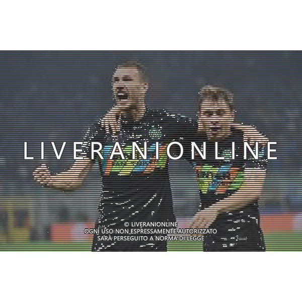 esultanza Edin Dzeko (Inter) dopo il gol dell\'1 a 0 con nicolo\' barella Inter vs Sheriff Tiraspol UEFA Champions League fase a gironi 3a giornata - gruppo D Milano 19-10-2021 Stadio Giuseppe Meazza - San Siro foto Roberto Garavaglia/ag. Aldo Liverani sas /AGENZIA ALDO LIVERANI SAS