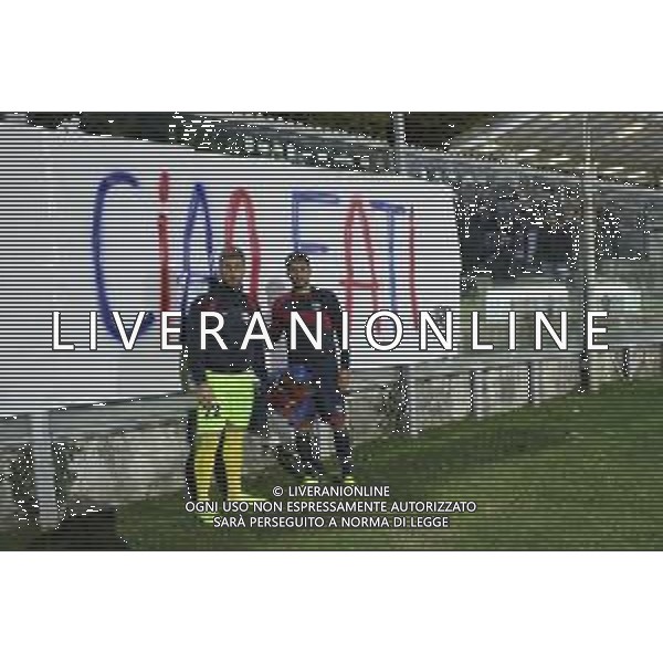 IMOLA 19-10-2021 IMOLESE CALCIO - PISTOIESE NELLA FOTO ROSSI E D\'ALENA DEPONGONO UN MAZZO DI FIORI PER ANDREA CEMBALI TIFOSO DECEDUTO ©SANNA/AGENZIA ALDO LIVERANI SAS