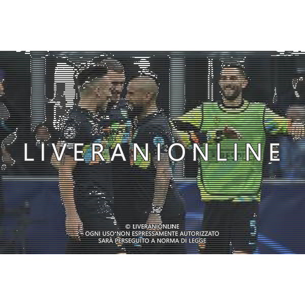 esultanza Inter dopo il gol del 2 a 1 Arturo Vidal con Lautaro Martinez e Edin Dzeko Inter vs Sheriff Tiraspol UEFA Champions League fase a gironi 3a giornata - gruppo D Milano 19-10-2021 Stadio Giuseppe Meazza - San Siro foto Roberto Garavaglia/ag. Aldo Liverani sas /AGENZIA ALDO LIVERANI SAS