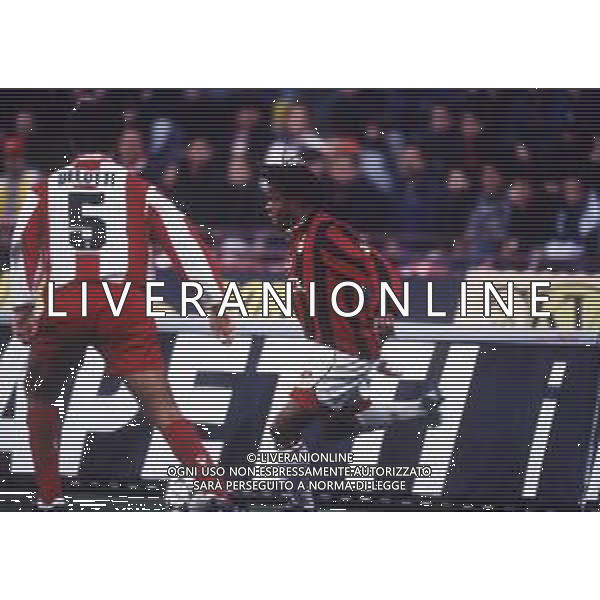 RETROSPETTIVA EDGAR DAVIDS CALCIATORE NELLA FOTO EDGAR DAVIDS CON LA MAGLIA DEL MILAN AG ALDO LIVERANI SAS