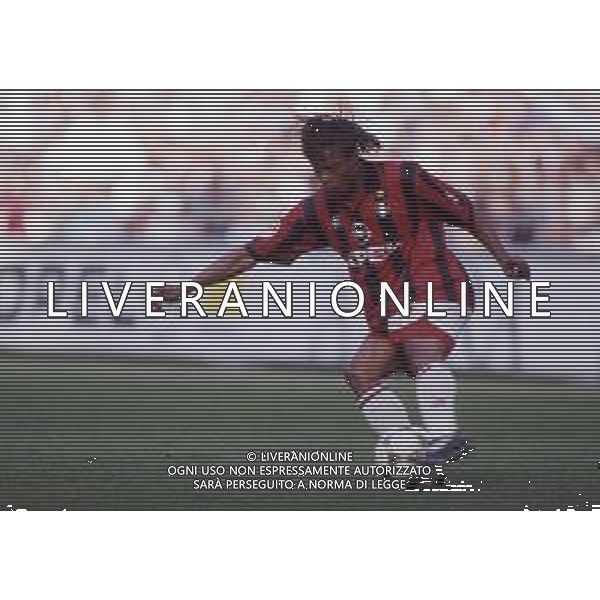 RETROSPETTIVA EDGAR DAVIDS CALCIATORE NELLA FOTO EDGAR DAVIDS CON LA MAGLIA DEL MILAN AG ALDO LIVERANI SAS