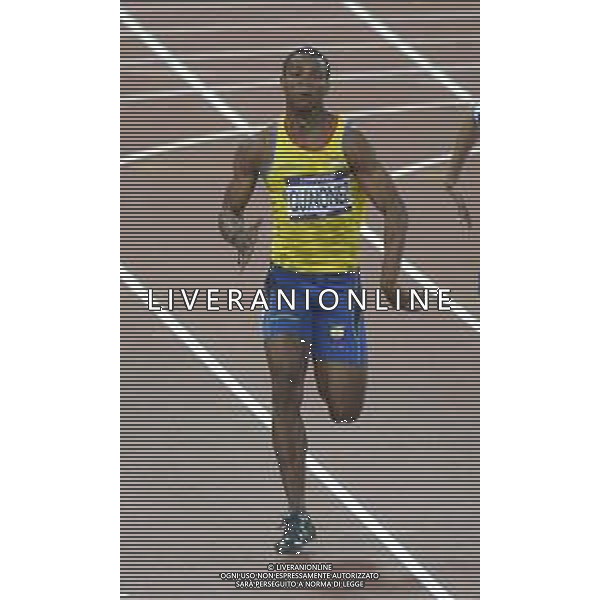 Men\'s 200m Final. Alex Quinonez (Ecuador). Olympic Stadium, Olympic Park, Stratford. London ©PHOTOSHOT/AGENZIA ALDO LIVERANI SAS - ITALY ONLY - GIOCHI OLIMPICI, OLIMPIADI LONDRA 2012