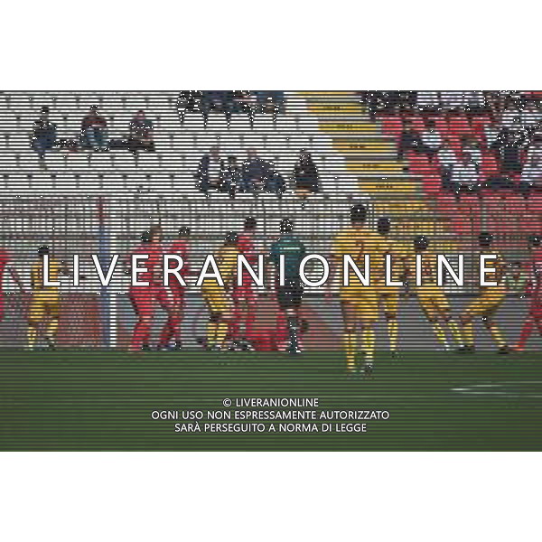 ¬© TVRG Simone Branca (Cittadella) colpisce il palo su calcio di punizione Monza vs Cittadella Campionato Serie BKT - 9a giornata Monza 23-10-2021 U-Power Stadium foto Roberto Garavaglia/ag. Aldo Liverani sas /AGENZIA ALDO LIVERANI SAS