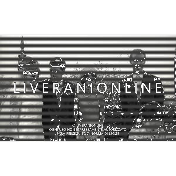 RETROPETTIVA GUY BORBONE PARMA REALI NELLA FOTO GUY BORBONE PARMA MATRIMONIO A NIZZA IN CHIESA CON LA MOGLIE BRIGITTE PEU-DUVALLON IL GIORNO 11-07-1964 AG ALDO LIVERANI SAS