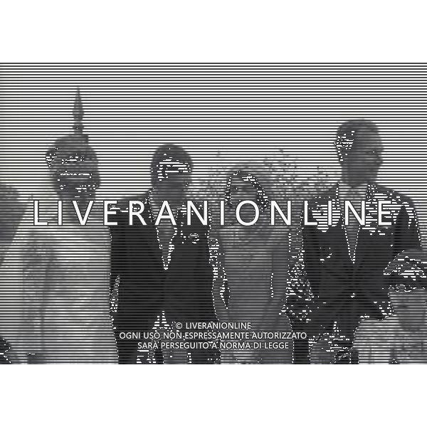 RETROPETTIVA GUY BORBONE PARMA REALI NELLA FOTO GUY BORBONE PARMA MATRIMONIO A NIZZA IN CHIESA CON LA MOGLIE BRIGITTE PEU-DUVALLON IL GIORNO 11-07-1964 AG ALDO LIVERANI SAS