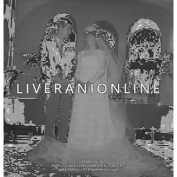 RETROPETTIVA GUY BORBONE PARMA REALI NELLA FOTO GUY BORBONE PARMA MATRIMONIO A NIZZA IN CHIESA CON LA MOGLIE BRIGITTE PEU-DUVALLON IL GIORNO 11-07-1964 AG ALDO LIVERANI SAS