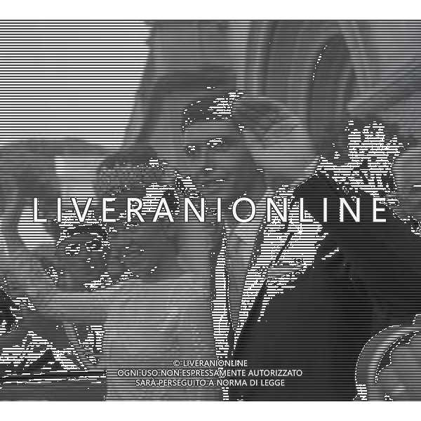 RETROPETTIVA GUY BORBONE PARMA REALI NELLA FOTO GUY BORBONE PARMA MATRIMONIO A NIZZA IN CHIESA CON LA MOGLIE BRIGITTE PEU-DUVALLON IL GIORNO 11-07-1964 AG ALDO LIVERANI SAS