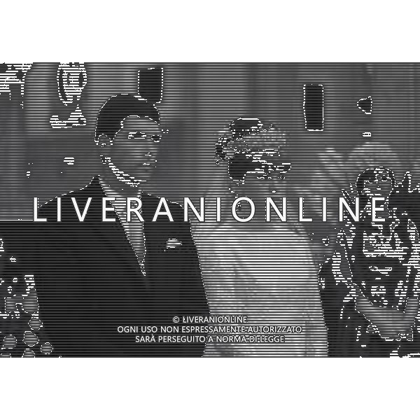 RETROPETTIVA GUY BORBONE PARMA REALI NELLA FOTO GUY BORBONE PARMA MATRIMONIO A NIZZA IN CHIESA CON LA MOGLIE BRIGITTE PEU-DUVALLON IL GIORNO 11-07-1964 AG ALDO LIVERANI SAS
