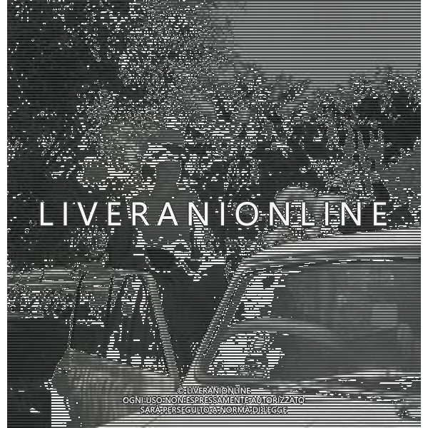 RETROPETTIVA GUY BORBONE PARMA REALI NELLA FOTO GUY BORBONE PARMA MATRIMONIO CIVILE A NIZZA CON LA MOGLIE BRIGITTE PEU-DUVALLON NELL\'ANNO 1964 AG ALDO LIVERANI SAS