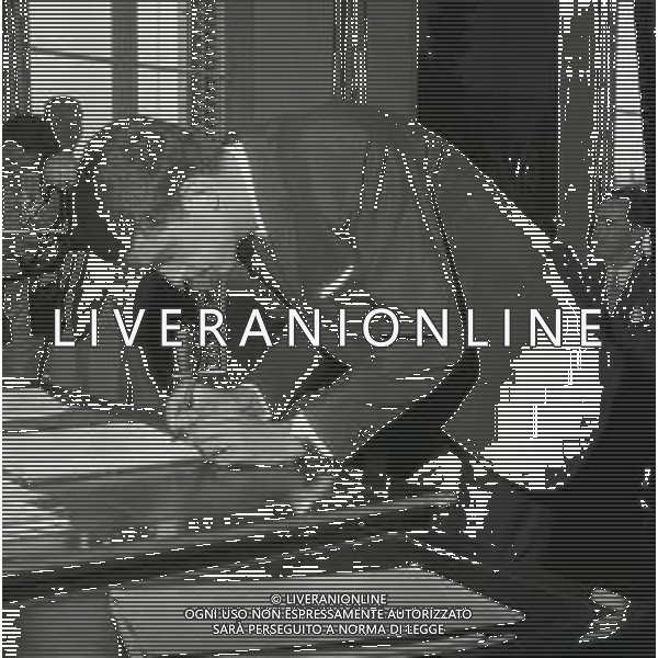 RETROPETTIVA GUY BORBONE PARMA REALI NELLA FOTO GUY BORBONE PARMA MATRIMONIO CIVILE A NIZZA CON LA MOGLIE BRIGITTE PEU-DUVALLON NELL\'ANNO 1964 AG ALDO LIVERANI SAS