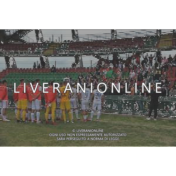 Ternana vs Vicenza Campionato serie B - Stadio Libero Liberati - Terni 23-10-2021 nella foto Il Vicenza contestato a fine gara sotto la curva dei tifosi ©Federico Gaetano/AGENZIA ALDO LIVERANI SAS