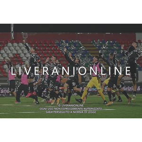 I calciatori del Cesena festeggiano la vittoria sotto la curva dei propri tifosi durante la gara di Lega Pro girone B tra Teramo Calcio e Cesena presso lo stadio Gaetano Bonolis il 23 Ottobre 2021 a Teramo. (Photo: Danilo Di Giovanni) ©Danilo di Giovanni/AGENZIA ALDO LIVERANI SAS