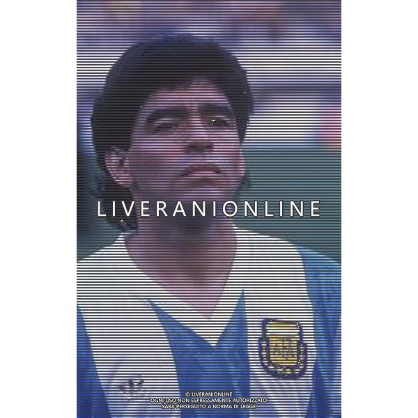RETROSPETTIVA DIEGO ARMANDO MARADONA CALCIATORE NELLA FOTO DIEGO ARMANDO MARADONA CON LA MAGLIA DELLA NAZIONALE ARGENTINA AG ALDO LIVERANI SAS