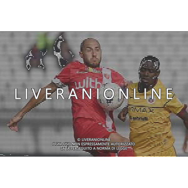 ¬© TVRG Gabriel Paletta (Monza) e sulla DX Mamadou Tounkara (Cittadella) Monza vs Cittadella Campionato Serie BKT - 9a giornata Monza 23-10-2021 U-Power Stadium foto Roberto Garavaglia/ag. Aldo Liverani sas / AGENZIA ALDO LIVERANI SAS