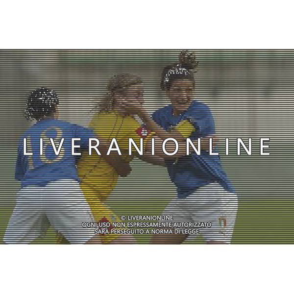 Monza 24/09/2005 Campionato Del Mondo Femminile Qualificazioni Italia-Ucraina 3-1 nella foto: Marsico Teresa Linae Panico patrizia foto Danilo Recalcati /Ag.Aldo Liverani