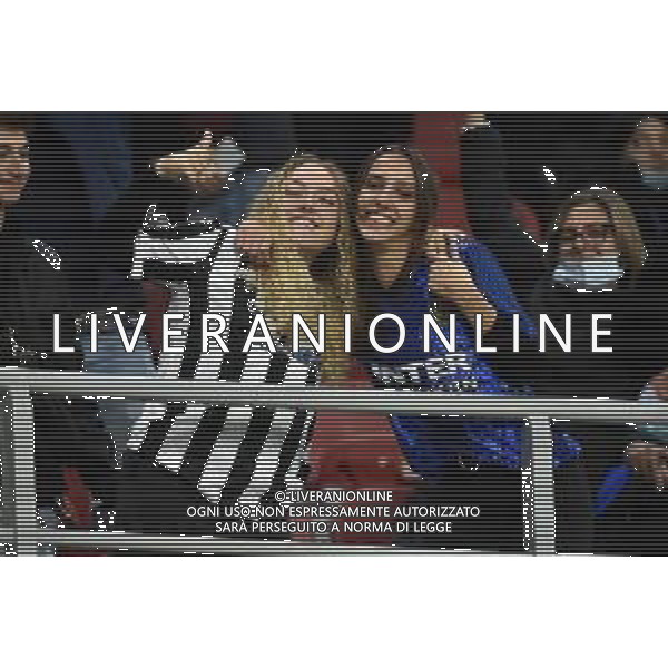tifose allo stadio Inter vs Juventus Campionato Serie A TIM - 9a giornata Milano 24-10-2021 Stadio Giuseppe Meazza - San Siro foto Roberto Garavaglia/ag. Aldo Liverani sas / AGENZIA ALDO LIVERANI SAS
