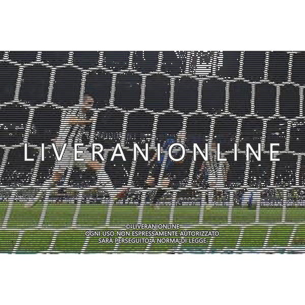 Edin Dzeko (Inter) segna il gol dell\'1 a 0 Inter vs Juventus Campionato Serie A TIM - 9a giornata Milano 24-10-2021 Stadio Giuseppe Meazza - San Siro foto Roberto Garavaglia/ag. Aldo Liverani sas / AGENZIA ALDO LIVERANI SAS