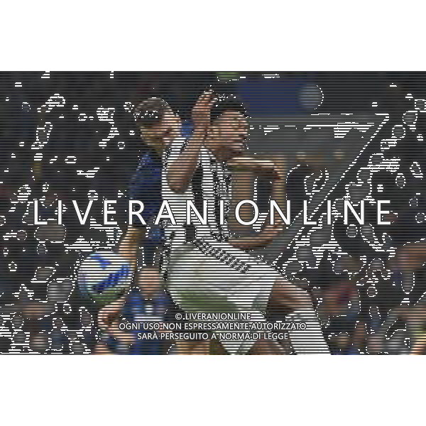 Juan Cuadrado (Juventus) e Ivan Perisic (Inter) Inter vs Juventus Campionato Serie A TIM - 9a giornata Milano 24-10-2021 Stadio Giuseppe Meazza - San Siro foto Roberto Garavaglia/ag. Aldo Liverani sas / AGENZIA ALDO LIVERANI SAS