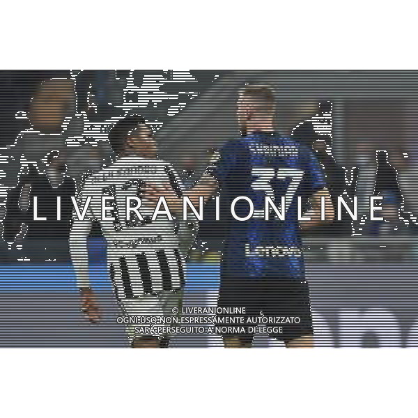 Aklex Sandro (Juventus) e Milan Skriniar (Inter) discutono dopo il contatto che ha portato al rigore decretato dal VAR Inter vs Juventus Campionato Serie A TIM - 9a giornata Milano 24-10-2021 Stadio Giuseppe Meazza - San Siro foto Roberto Garavaglia/ag. Aldo Liverani sas / AGENZIA ALDO LIVERANI SAS