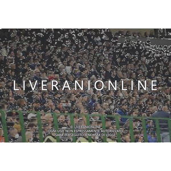 spettatori in tribuna a San Siro Inter vs Juventus Campionato Serie A TIM - 9a giornata Milano 24-10-2021 Stadio Giuseppe Meazza - San Siro foto Roberto Garavaglia/ag. Aldo Liverani sas