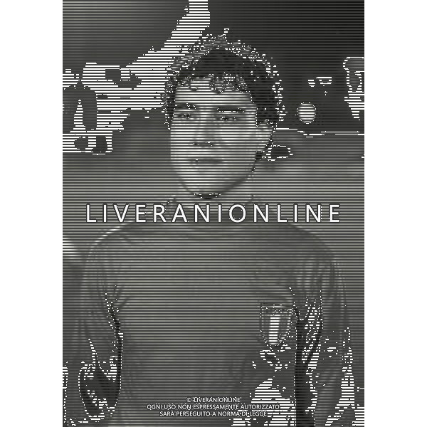 RETROSPETTIVA MASSIMO ALBIERO CALCIATORE NELLA FOTO MASSIMO ALBIERO CON LA MAGLIA DELLA NAZIONALE ITALIANA UNDER 21 NELL\'ANNO 1980-1981 AG ALDO LIVERANI SAS