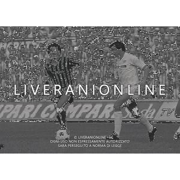 19-09-1982 MILANO CAMPIONATO DI CALCIO SERIE A INTER SAMPDORIA 1-2 NELLA FOTO ANTONIO SABATO E DOMENICO MAGGIORA AG ALDO LIVERANI SAS