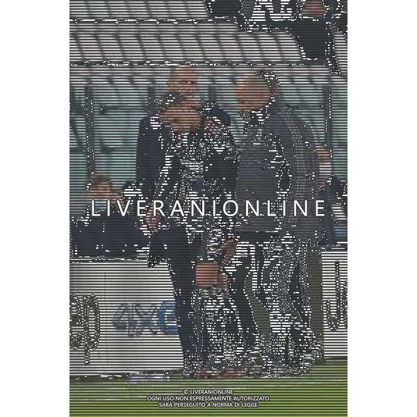 Torino 17.10.2021 Stadio Allianz Stadium ©Alessandro Falzone/Agenzia Aldo Liverani Juventus vs Sassuolo Serie A Tim 2021/2022 Nella foto : ALLEGRI MASSIMILIANO E MATTIA DE SCIGLIO ESCE INFORTUNATO ©FALZONE/ AGENZIA ALDO LIVERANI SAS