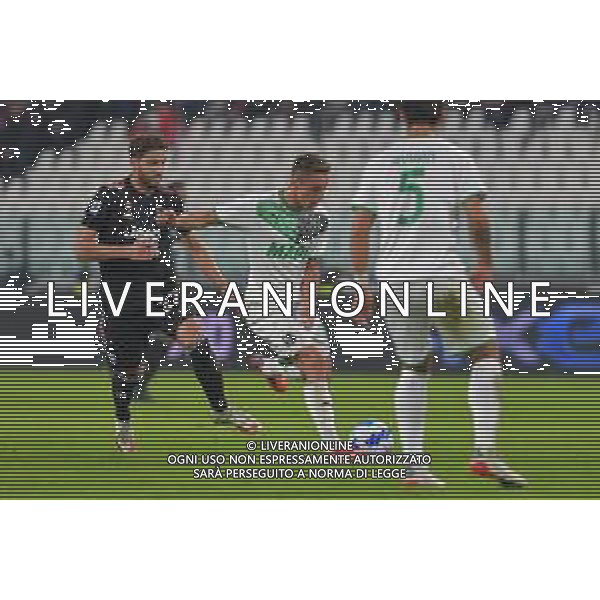 Torino 17.10.2021 Stadio Allianz Stadium ©Alessandro Falzone/Agenzia Aldo Liverani Juventus vs Sassuolo Serie A Tim 2021/2022 Nella foto : MANUEL LOCATELLI-FRATTESI ©FALZONE / AGENZIA ALDO LIVERANI SAS