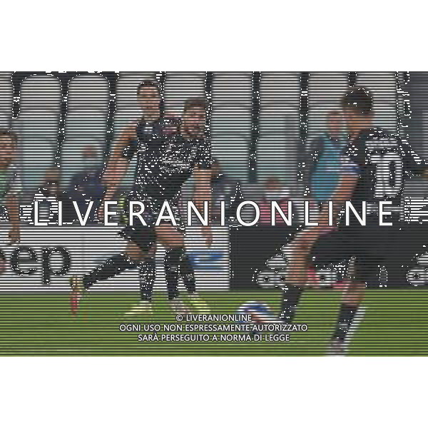 Torino 17.10.2021 Stadio Allianz Stadium ©Alessandro Falzone/Agenzia Aldo Liverani Juventus vs Sassuolo Serie A Tim 2021/2022 Nella foto : LOCATELLI MANUEL ©FALZONE / AGENZIA ALDO LIVERANI SAS