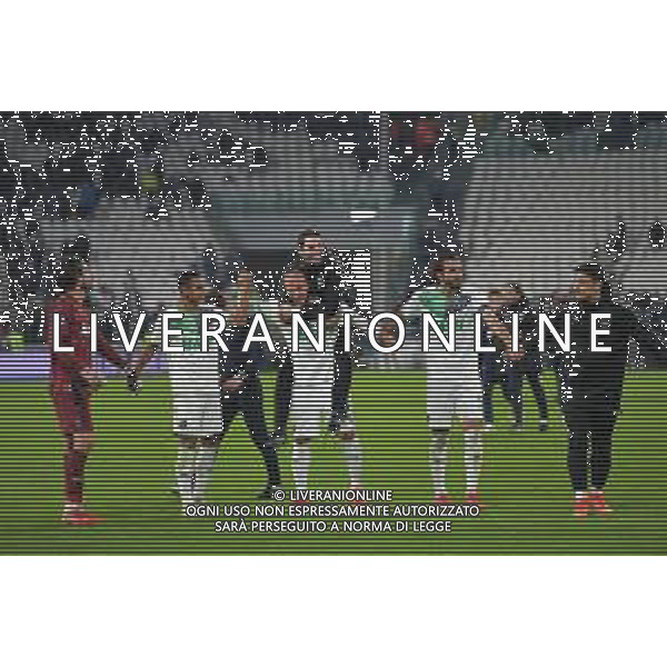 Torino 17.10.2021 Stadio Allianz Stadium ©Alessandro Falzone/Agenzia Aldo Liverani Juventus vs Sassuolo Serie A Tim 2021/2022 Nella foto : ESULTANZE SASSUOLO A FINE GARA ©FALZONE / AGENZIA ALDO LIVERANI SAS
