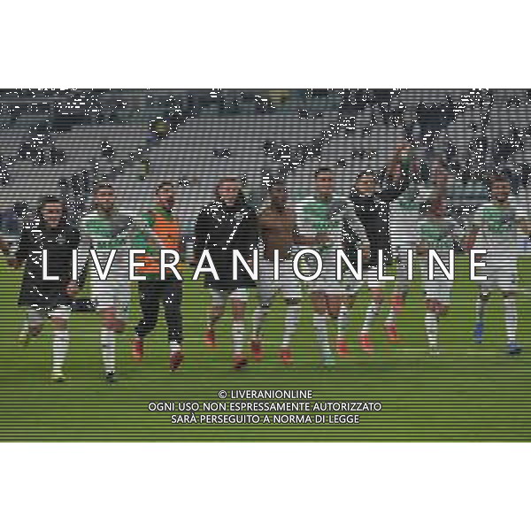 Torino 17.10.2021 Stadio Allianz Stadium ©Alessandro Falzone/Agenzia Aldo Liverani Juventus vs Sassuolo Serie A Tim 2021/2022 Nella foto : ESULTANZE SASSUOLO A FINE GARA ©FALZONE / AGENZIA ALDO LIVERANI SAS