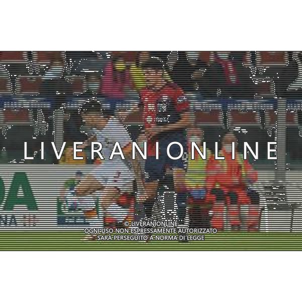 27-10-2021. Cagliari Calcio - A.S. Roma. 10° giornata Serie A calcio 2021-2022. Italia, Sardegna, Cagliari, Stadio Unipol Domus. Salvatore Moi/Aldo Liverani s.a.s. Nella foto: Roger Ibanez da Silva Roma, Raoul Bellanova Cagliari ©MOI / AGENZIA ALDO LIVERANI SAS