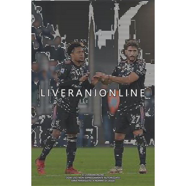 Torino 17.10.2021 Stadio Allianz Stadium ©Alessandro Falzone/Agenzia Aldo Liverani Juventus vs Sassuolo Serie A Tim 2021/2022 Nella foto : Esultanza gol di Weston Mckennie con manuel locatelli ©FALZONE / AGENZIA ALDO LIVERANI SAS