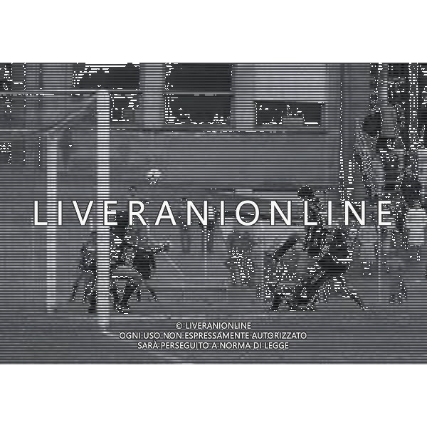 08-05-1983 COMO CAMPIONATO DI CALCIO SERIE B COMO-FOGGIA 0-0 NELLA FOTO AZIONE DI GIOCO AG ALDO LIVERANI SAS