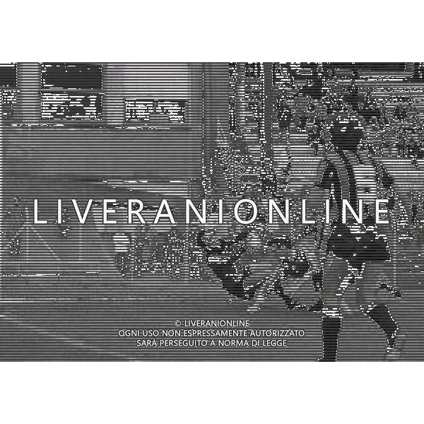 08-05-1983 COMO CAMPIONATO DI CALCIO SERIE B COMO-FOGGIA 0-0 NELLA FOTO AZIONE DI GIOCO AG ALDO LIVERANI SAS