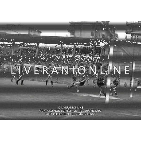 08-05-1983 COMO CAMPIONATO DI CALCIO SERIE B COMO-FOGGIA 0-0 NELLA FOTO AZIONE DI GIOCO AG ALDO LIVERANI SAS