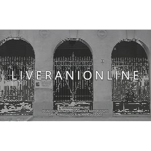 1980 MILANO LA CASERMA SANTA BARBARA IN PIAZZALE PERRUCCHETTI A MILANO AG ALDO LIVERANI SAS