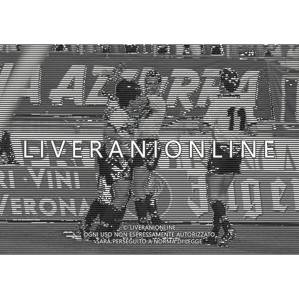 21-05-1989 BOLOGNA-CAMPIONATO DI CALCIO SERIE A BOLOGNA-INTER 0-6 NELLA FOTO ABBRACCI GIOCATORI INTER DOPO IL GOAL AG ALDO LIVERANI SAS