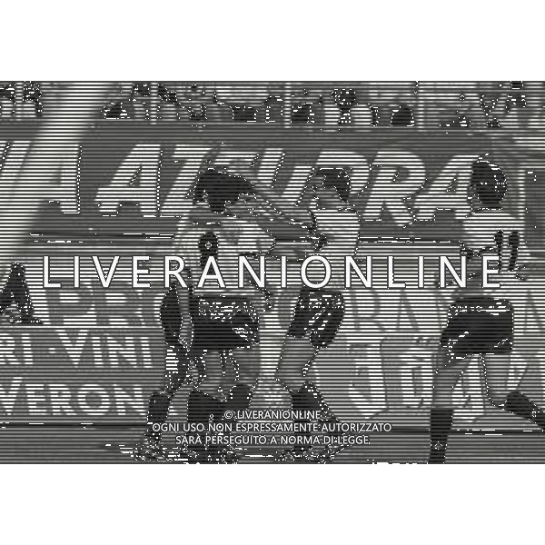 21-05-1989 BOLOGNA-CAMPIONATO DI CALCIO SERIE A BOLOGNA-INTER 0-6 NELLA FOTO ABBRACCI GIOCATORI INTER DOPO IL GOAL AG ALDO LIVERANI SAS