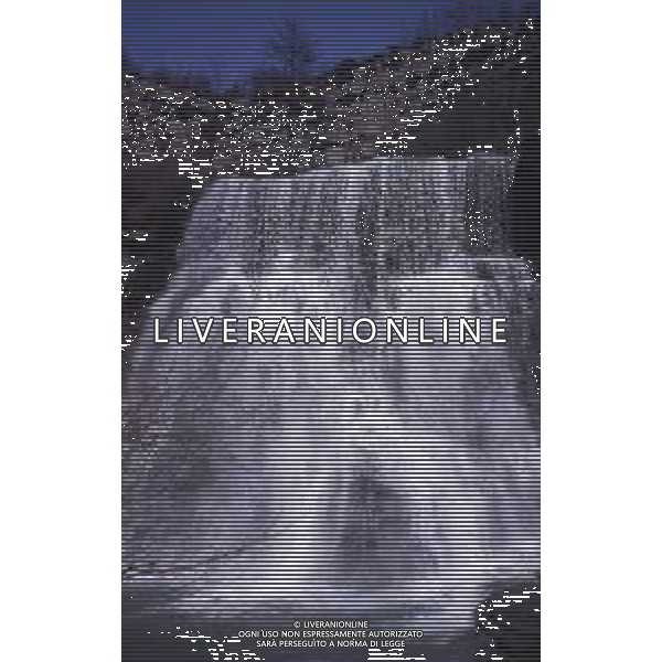 La Cascata dell’Alferello si trova nei pressi di Alfero, nell’Appennino Tosco Romagnolo, in provincia di Forlì-Cesena. Il torrente Alferello, che sorge nei pressi del Monte Fumaiolo, nella ripa della Moia, attraversa il paese di Alfero e a 2 km dal centro abitato forma questa cascata AG ALDO LIVERANI SAS