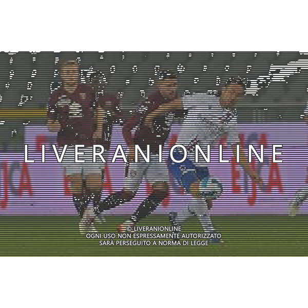Torino 30.10.2021 Stadio Olimpico Grande Torino ©Alessandro Falzone/Agenzia Aldo Liverani Torino vs Sampdoria Serie A Tim 2021/2022 Nella foto : YOSHIDA-SANABRIA