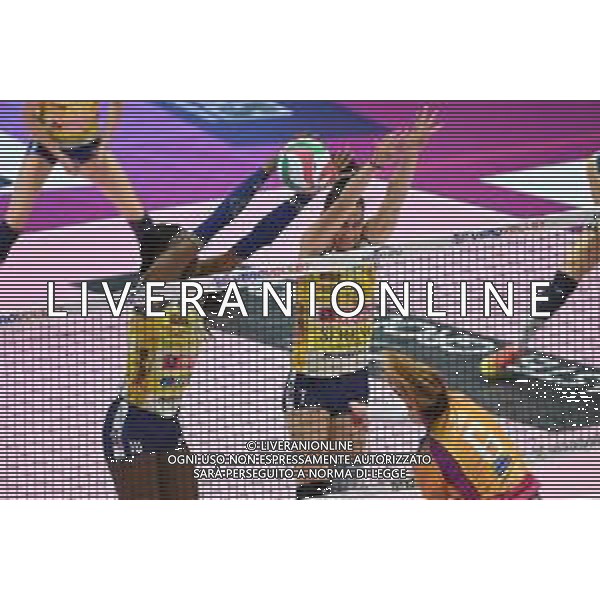 © TVRG Paola Egonu (Conegliano) SX e Raphaela Folie (Conegliano) DX a muro Vero Volley Monza vs Prosecco DOC Imoco Volley Conegliano Campionato Serie A1 femminile - 5a giornata Monza 30-10-2021 Arena di Monza foto Roberto Garavaglia/ag. Aldo Liverani sas