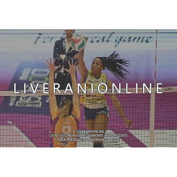 ¬© TVRG Loveth Oghosasere Omoruyi (Conegliano) Vero Volley Monza vs Prosecco DOC Imoco Volley Conegliano Campionato Serie A1 femminile - 5a giornata Monza 30-10-2021 Arena di Monza foto Roberto Garavaglia/ag. Aldo Liverani sas /AGENZIA ALDO LIVERANI SAS
