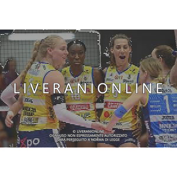 ¬© TVRG esultanza Conegliano dopo un punto Vero Volley Monza vs Prosecco DOC Imoco Volley Conegliano Campionato Serie A1 femminile - 5a giornata Monza 30-10-2021 Arena di Monza foto Roberto Garavaglia/ag. Aldo Liverani sas /AGENZIA ALDO LIVERANI SAS