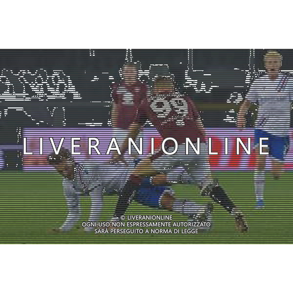 Torino 30.10.2021 Stadio Olimpico Grande Torino ©Alessandro Falzone/Agenzia Aldo Liverani Torino vs Sampdoria Serie A Tim 2021/2022 Nella foto : Manolo Gabbiadini-Alessandro Buongiorno ©FALZONE /AGENZIA ALDO LIVERANI SAS