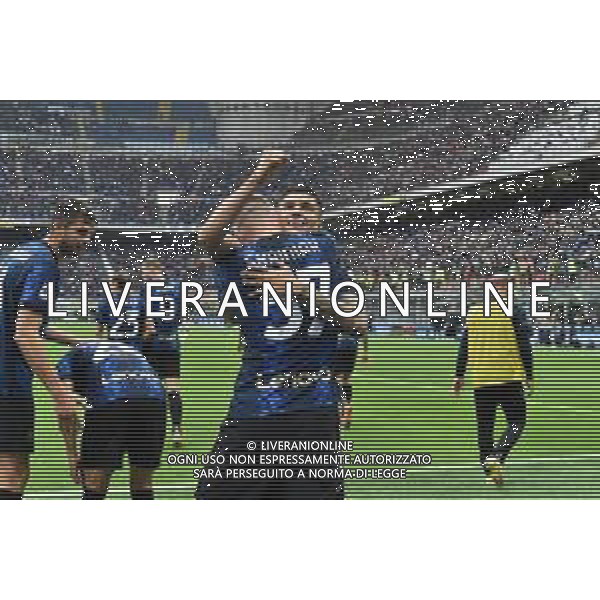 esultanza Inter dopo il gol del 2 a 0 joaquin correa Inter vs Udinese Campionato Serie A TIM - 11a giornata Milano 31-10-2021 Stadio Giuseppe Meazza - San Siro foto Roberto Garavaglia/ag. Aldo Liverani sas /AGENZIA ALDO LIVERANI SAS